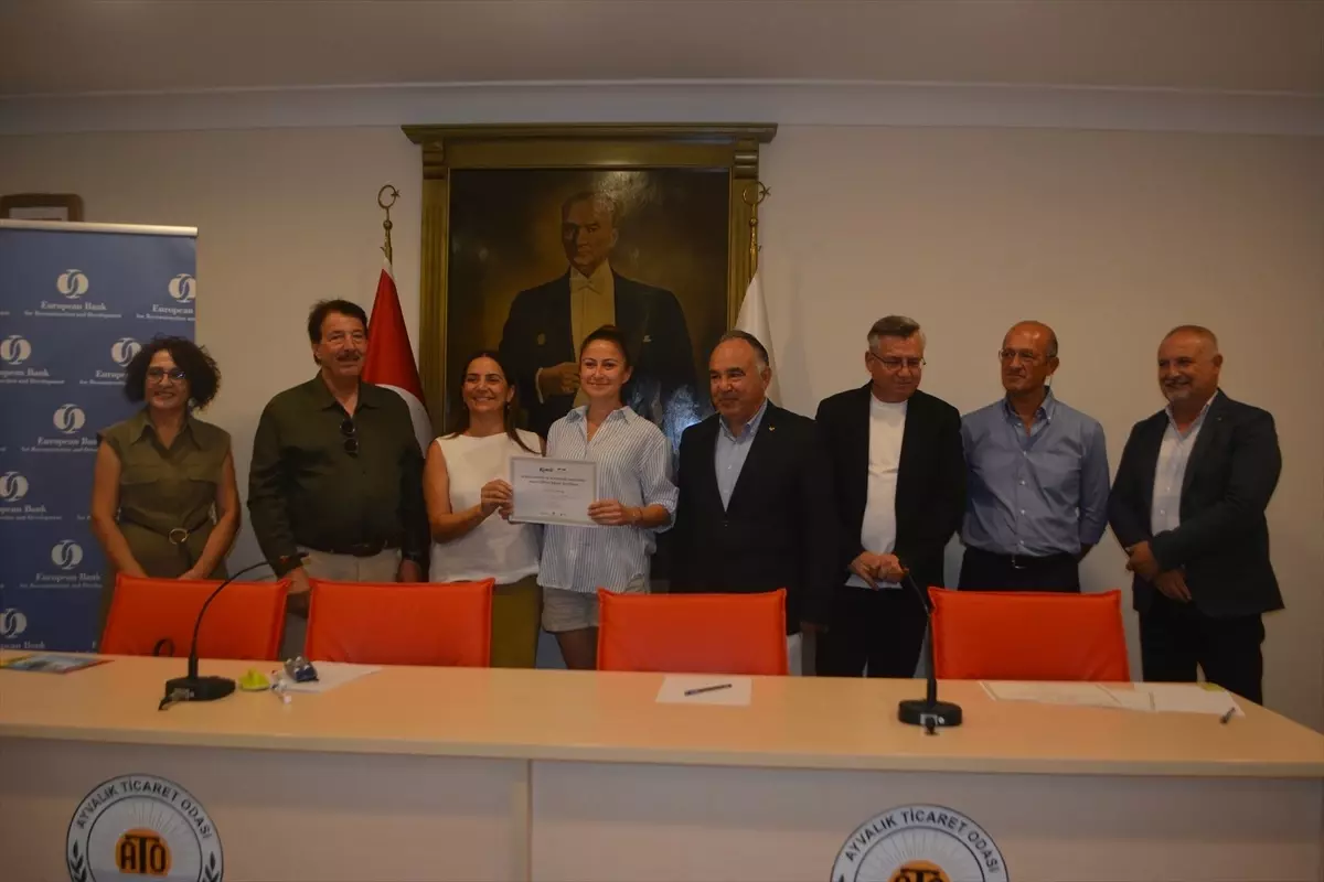Kadın Çiftçilere Zeytin Eğitimi Tamamlandı