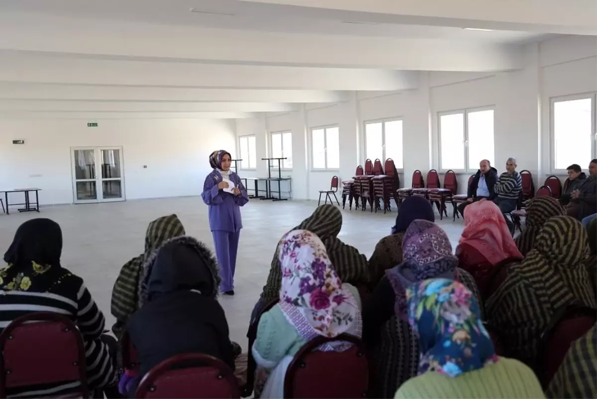 Kütahya’da Mahallede Aile Atölyesi Projesi Eğitimi Başladı