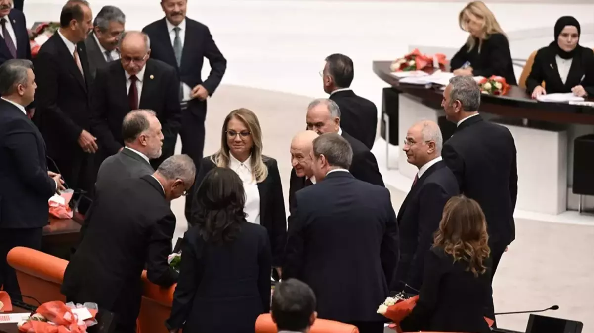 Tuncer Bakırhan’dan Bahçeli açıklaması: ‘Hakkını vermek lazım’